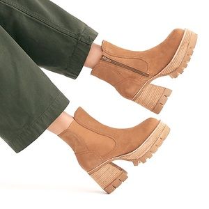 Jeffrey Campbell Preston platform ankle boots